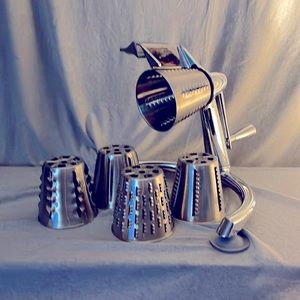 Maxam Vegetable Chopper - veggie cutter and time saver!